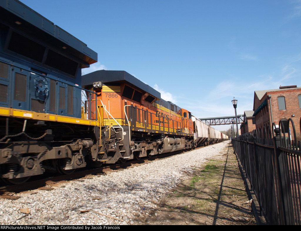 BNSF 7866